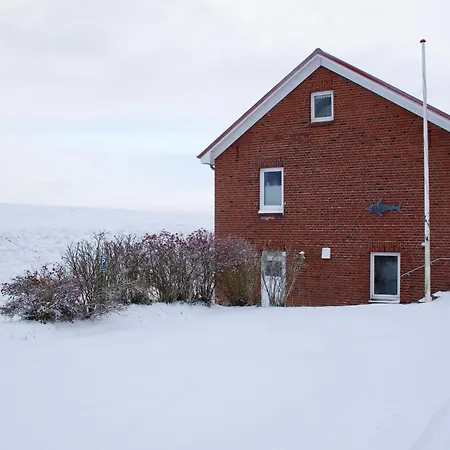Kapitaenshus - Deichlaeufer * Nordstrand