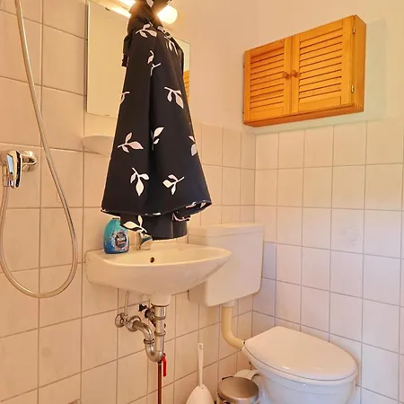 Kapitaenshus - Deichlaeufer Apartamento *