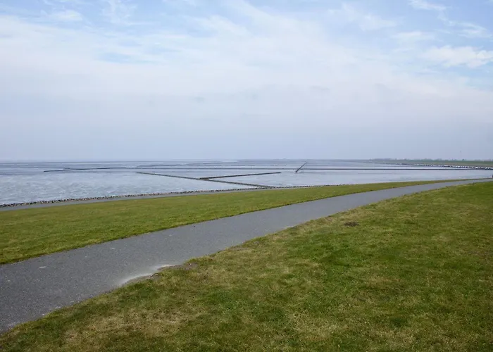 Kapitaenshus - Deichlaeufer * Nordstrand