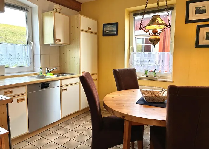 Kapitaenshus - Deichlaeufer Appartement *